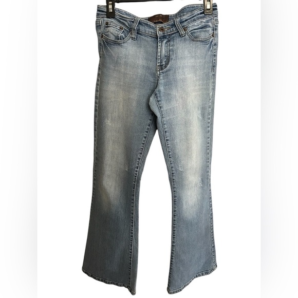 Urban Behavior Low Rise Wide Leg Jeans Light Wash Size 28 - Picture 1 of 4